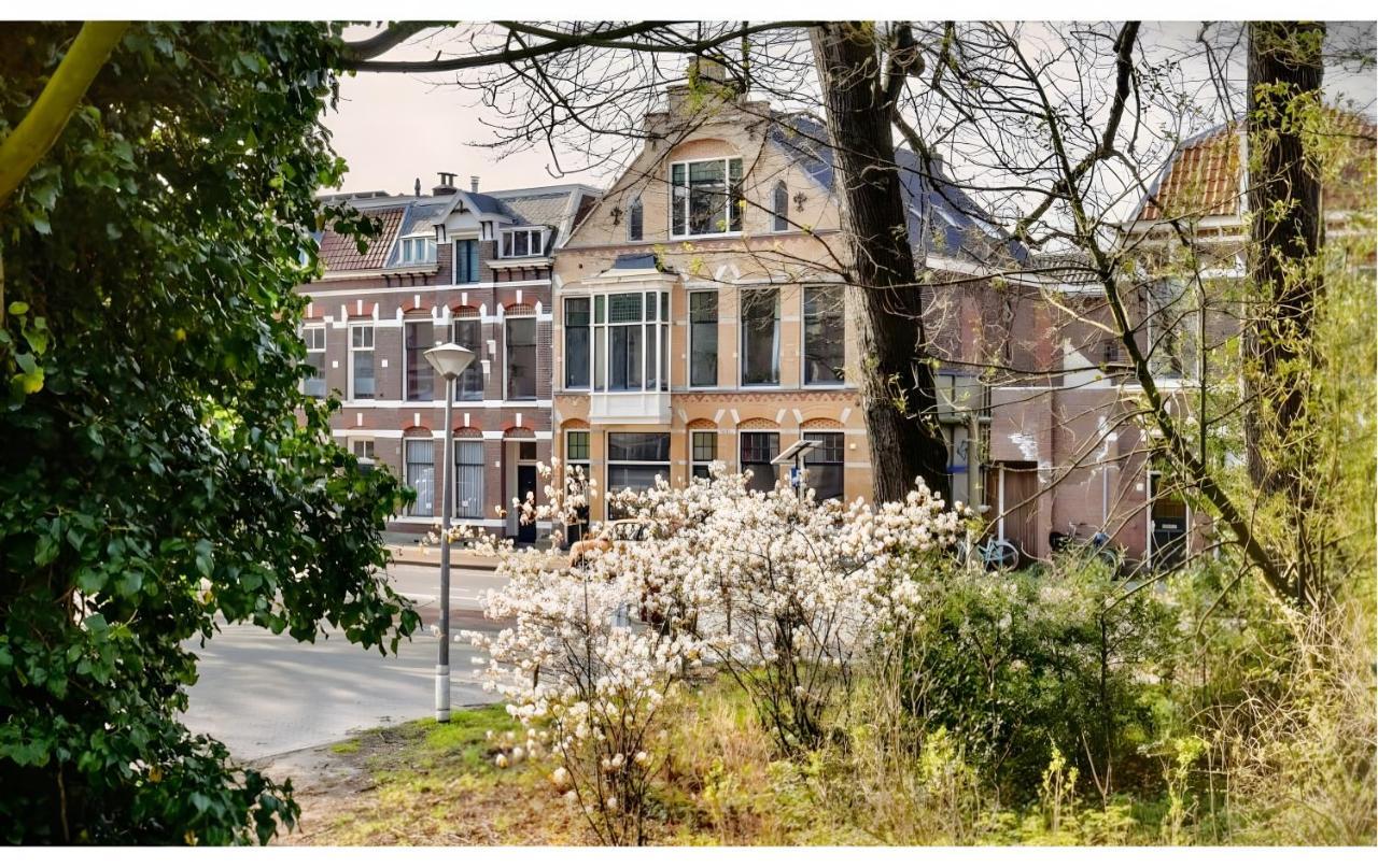 Lovely, 1898 Jugendstil Design Apartment, Old Haarlem City Centre, Fully Renovated With Parkview Near Amsterdam And Zandvoort, Bloemendaal Beach Bagian luar foto